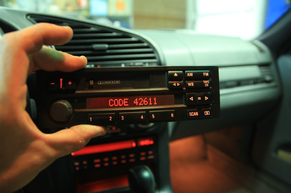 E36 Radio Code