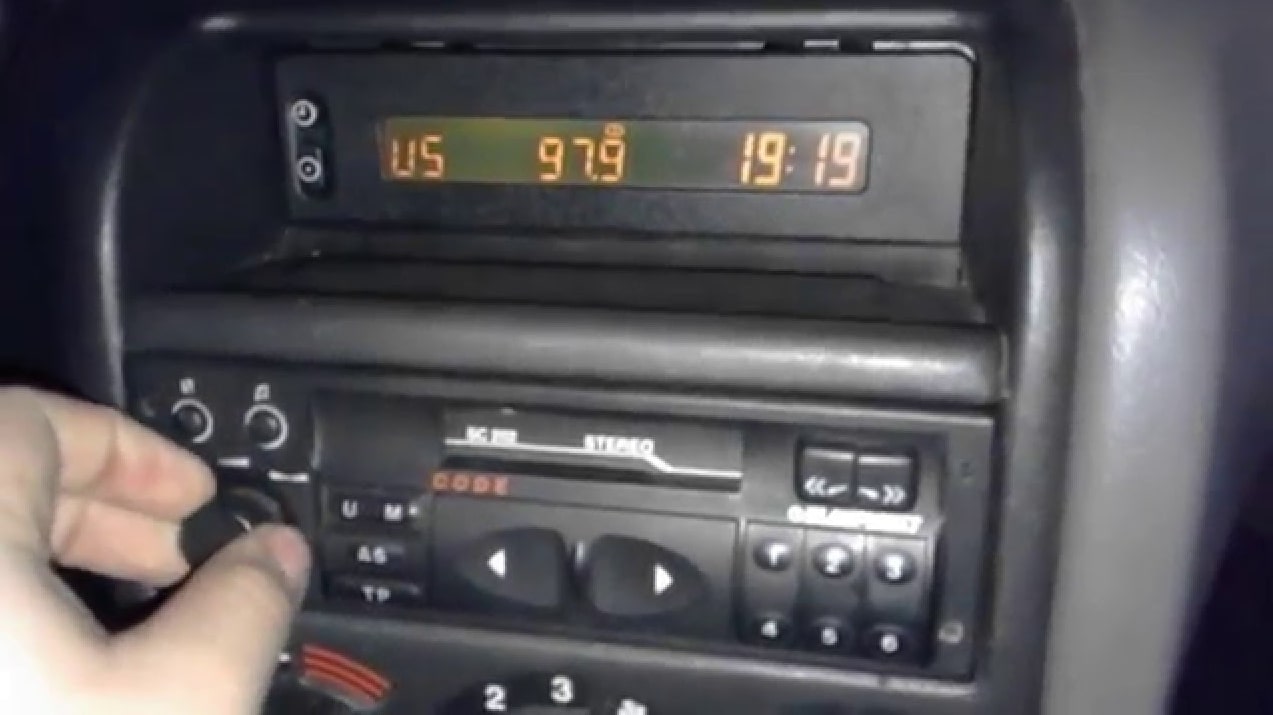Opel Astra Radio Code