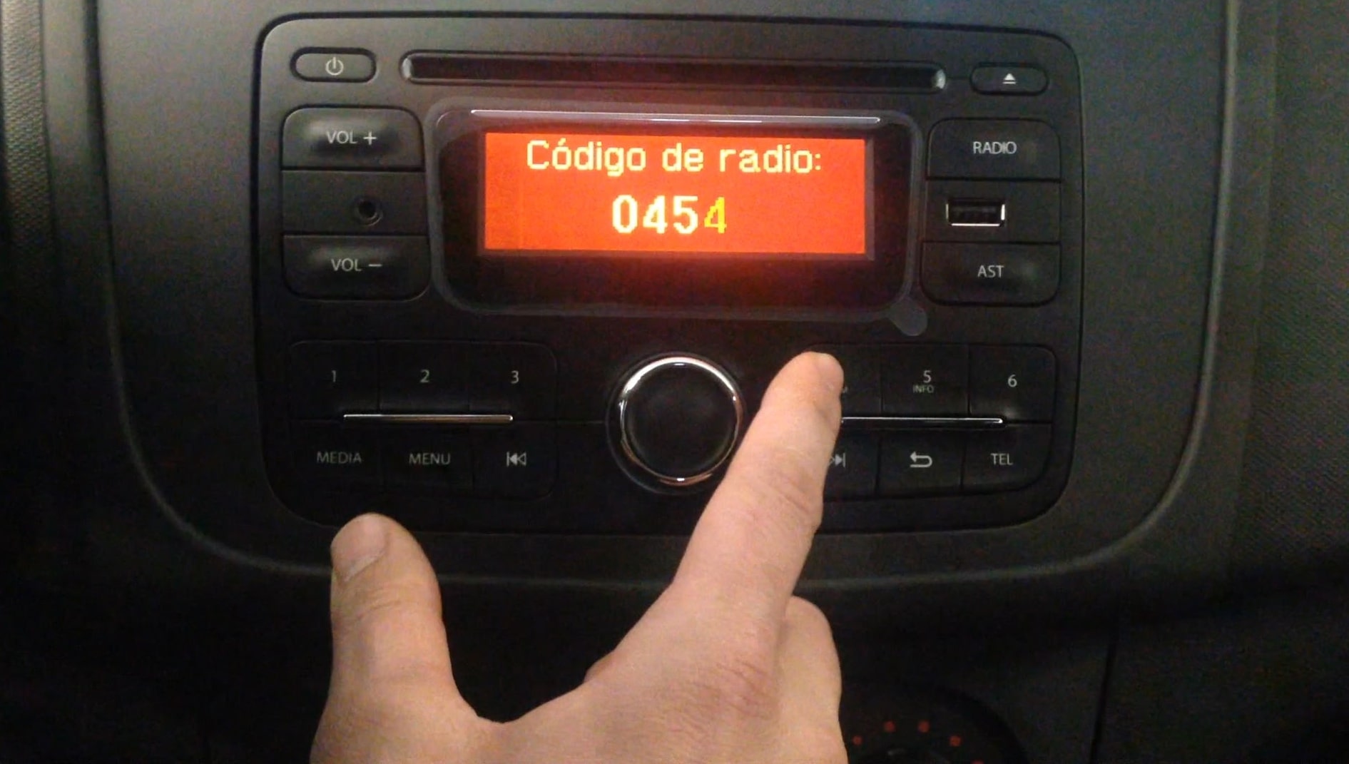 Dacia Duster Radio Code