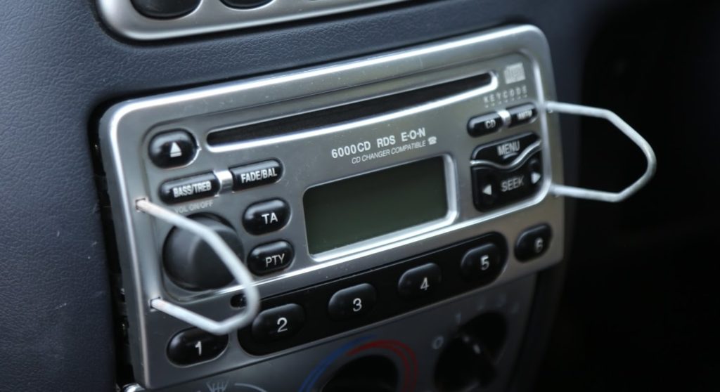 ford puma radio code