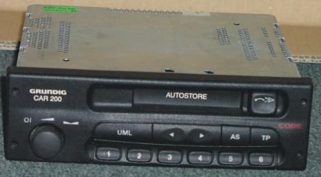 Grundig Car 200