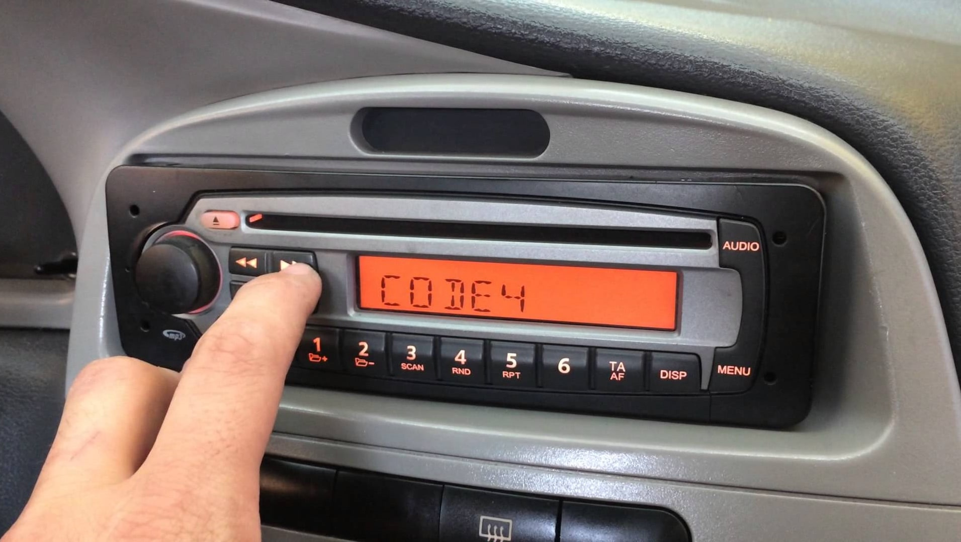 Fiat Uno Radio Code