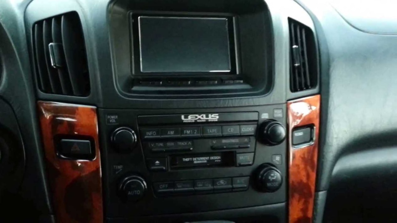 Lexus RX300 Radio Code