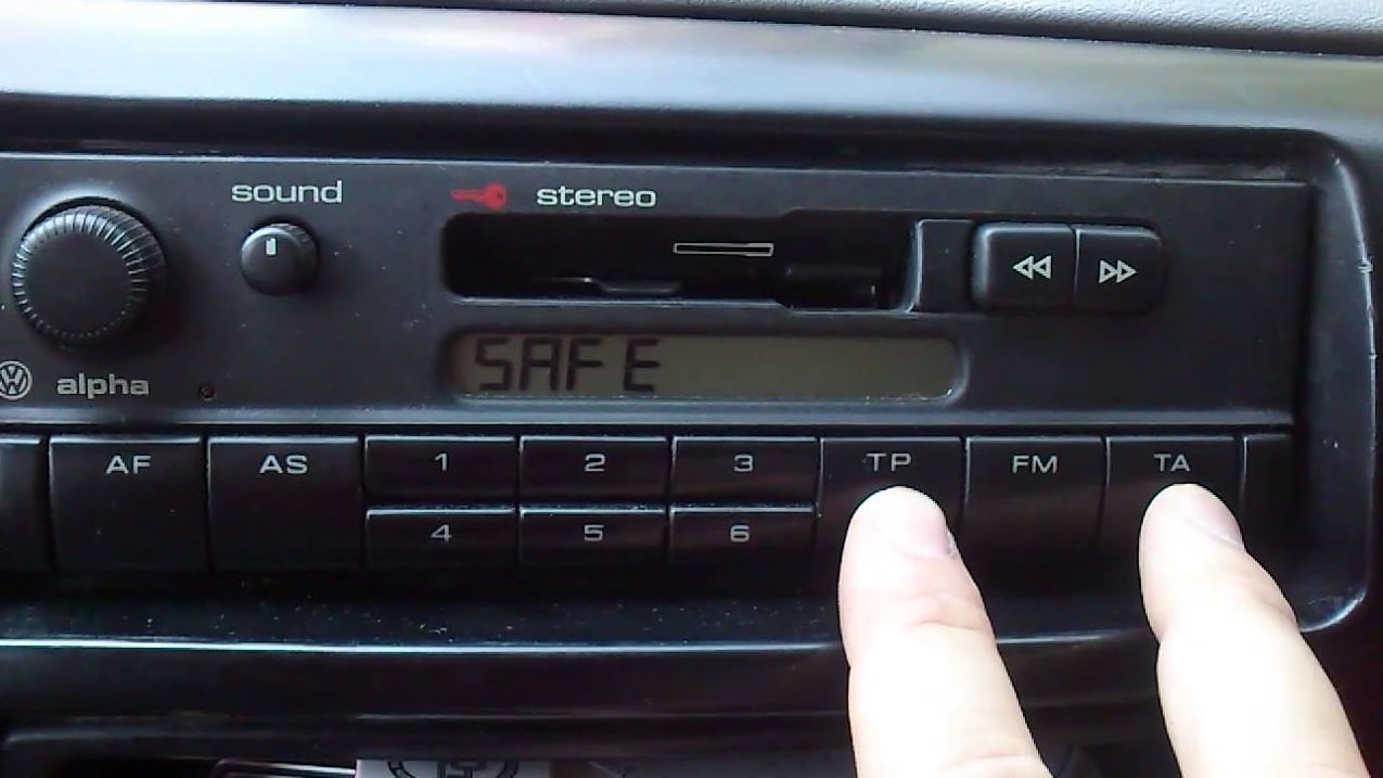 VW Lupo Radio Code Generator To Unlock Restrictions Screen