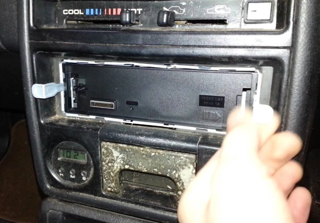 How To Remove Kenwood Car Stereo Without Keys