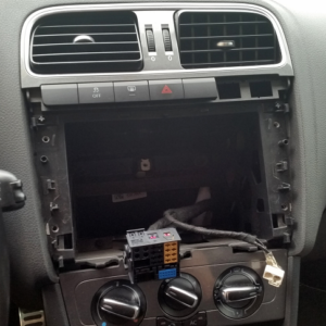 Removing VW Polo Radio